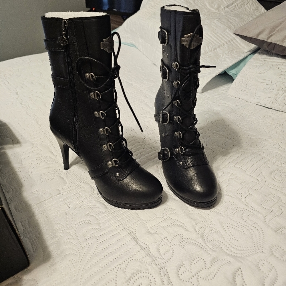 Black Lace-Up Heeled Boots